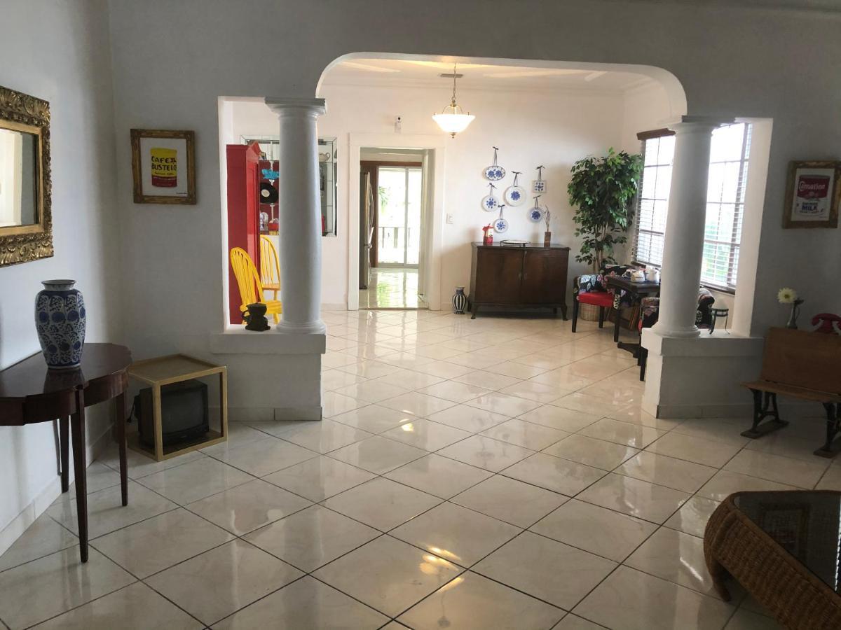 Cozy Room In The Heart Of Little Havana Μαϊάμι Εξωτερικό φωτογραφία